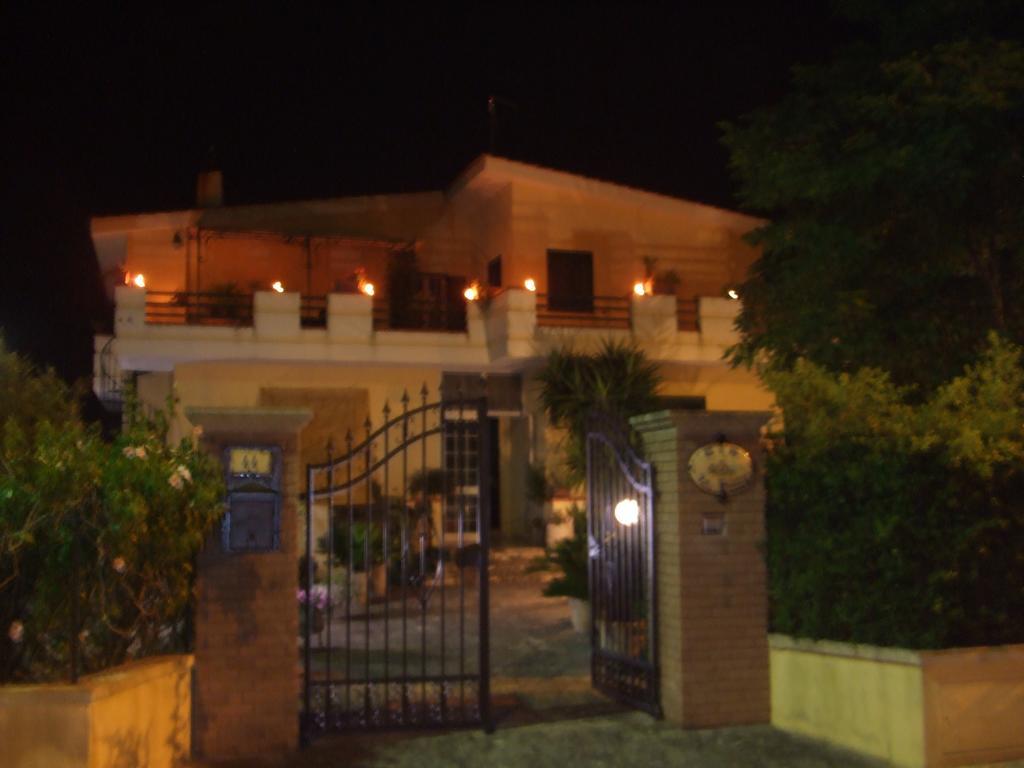 Casa Vacanza La Pajara Hotel Andrano Exterior photo